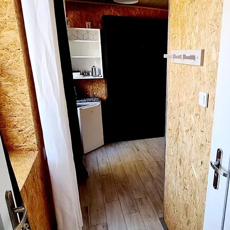 Sub Hel. Budzetowe Pokoje W Domu Z Basenem. Wokol Domu Tylko Natura. Balkon Zbyteczny. Exterior foto