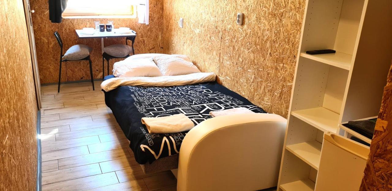 Apartment Sub Hel. Budzetowe W Domu Z Basenem. Wokol Domu Tylko Natura. Balkon Zbyteczny.