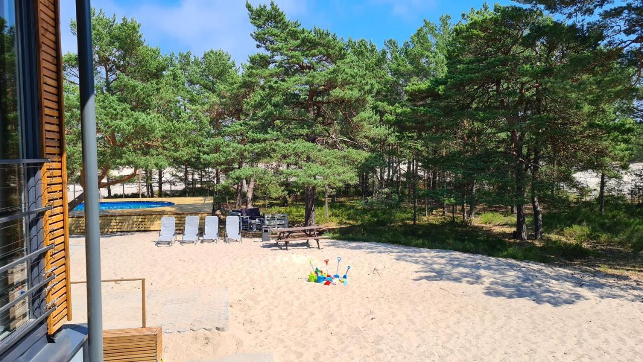 Apartment Sub Hel. Budzetowe W Domu Z Basenem. Wokol Domu Tylko Natura. Balkon Zbyteczny. Hel