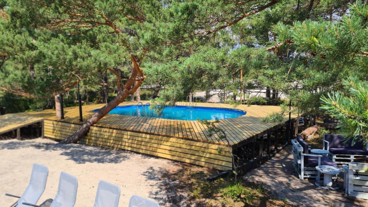 Apartment Sub Hel. Budzetowe W Domu Z Basenem. Wokol Domu Tylko Natura. Balkon Zbyteczny.