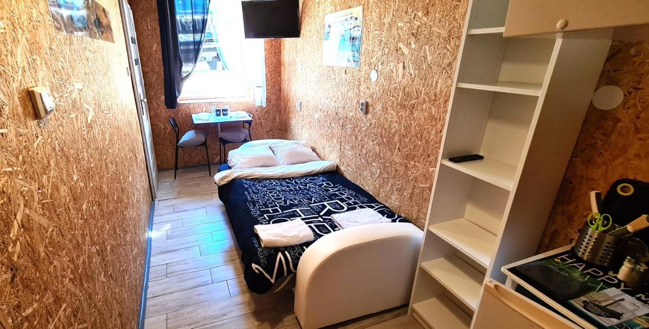 Sub Hel. Budzetowe W Domu Z Basenem. Wokol Domu Tylko Natura. Balkon Zbyteczny. Apartmán