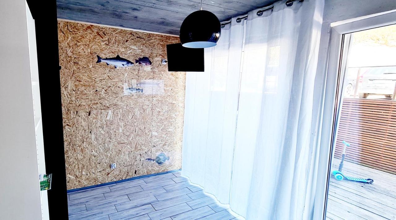 Apartment Sub Hel. Budzetowe W Domu Z Basenem. Wokol Domu Tylko Natura. Balkon Zbyteczny. *