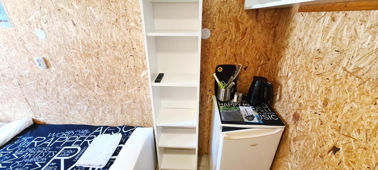 Apartmán Sub Hel. Budzetowe W Domu Z Basenem. Wokol Domu Tylko Natura. Balkon Zbyteczny. *